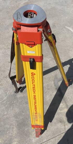 Accutech 0-3383 Instruments Tripod With Quick Release Clamps