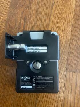 1904-19091135 Blue Star Gps Rtk Eos Positioning System With Head Unit And Ram Mounts Used Once