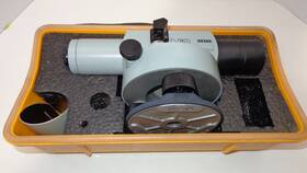 203555 Carl Zeiss Ni2 Transit Auto Level 32x With Case And Accessories. Very Nice