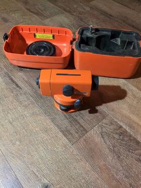 524364 Leica Wild Heerbrugg Na0 Surveying Auto Level With Hard Case