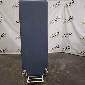 7208en Midland Manufacturing Company Inc Hi-lo Treatment Table