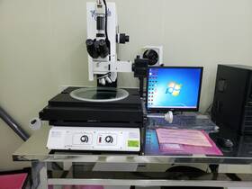 Qs-l2010 Mitutoyo Measuring Microscope