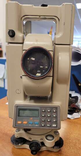 Pts-ii05 Pentax Total Station Does Not Turn On