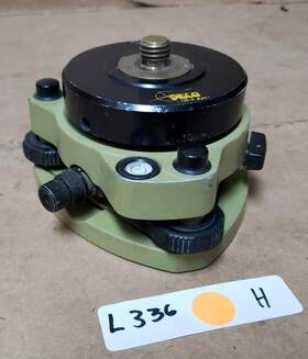 T-04-05228 Seco Tribrach Without Ptical Plummet And Rotating Adapter 207 L 336 H