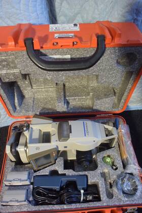 Sokkia Set3010 Total Station Model With Carrying Case