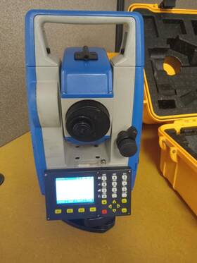 B20-220065 Stonex R20 2 Inch 600m Reflectorless Total Station
