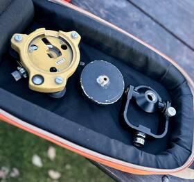 660139 Topcon Tribrach Kit With Paded Case