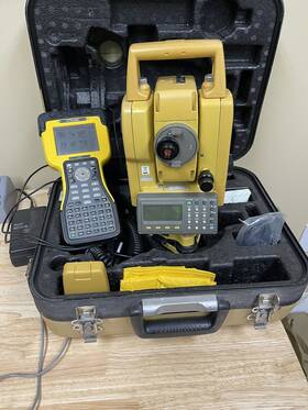 Gpt3005n Topcon With Trimble Tsc2 2.4 Gh Radio. Survey Controller
