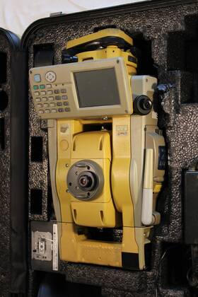 Gpt9001 Topcon 3 Inch Robotic Total Station