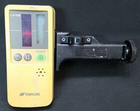 Ls-70b Topcon Dual Sided Laser Receiver With Rod Mount - 57