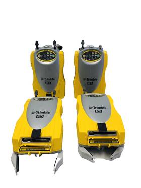73105-00 Trimble Lot Of 4 R5 Gps Receiver Units Only