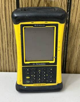 95848 Trimble Nomad Data Collector And Battery As Is Untested Parts/repair Read