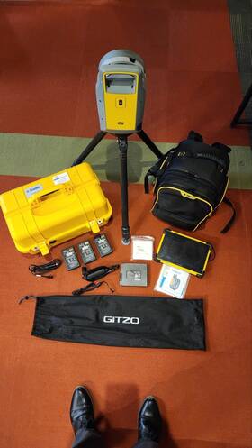99910-00-eng Trimble X7 With T10 Tablet Charger And Case Bundle