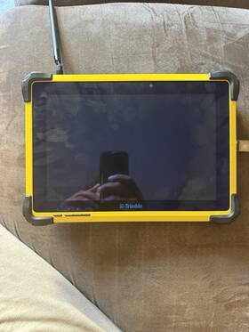 Dt301 Trimble T10 Tablet - Good Screen. Working For Parts/repair