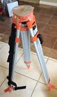 Unknown Contractors Aluminum Flat Head Tripod 644425600492