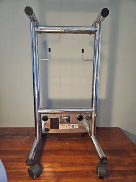 Yushin Vnx2-250dll Used Robot Controller Operator Cell Station Cart Power