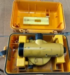 Topcon Auto Level Surveying AT-G6 With Case- Working. Fixed Price $125.00.